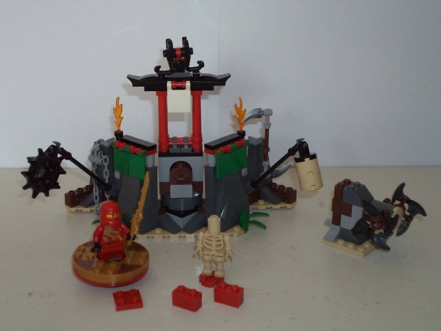 Lego 2254 Mountain Shrine, Ninjago