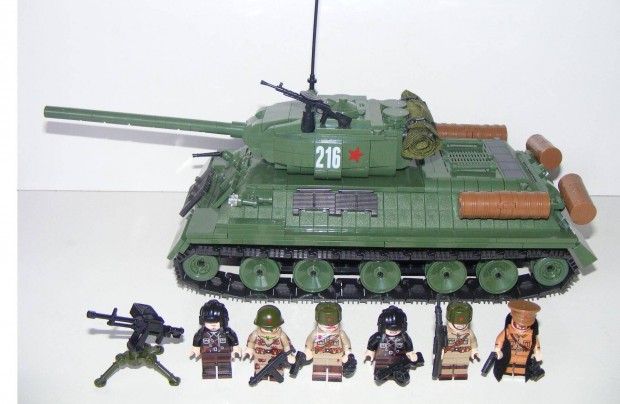 Lego 2. Vilghbors Orosz T-34 T34 Tank 1110db 13x35x14cm 6 katona j