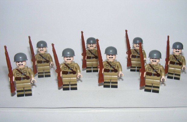Lego 2. Vilghbors Szovjet Orosz Rohamsisakos katonk katona figura