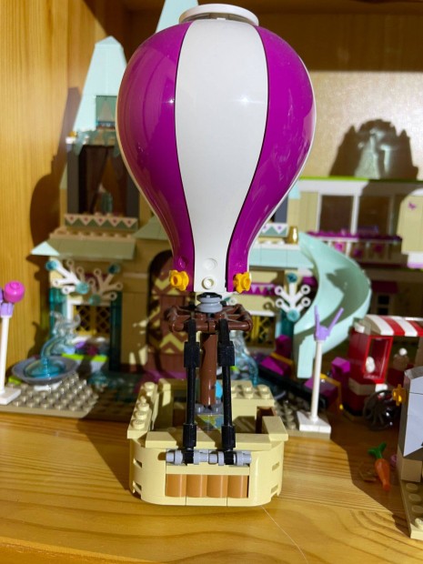 Lego 41097 Heartlake hlgballon