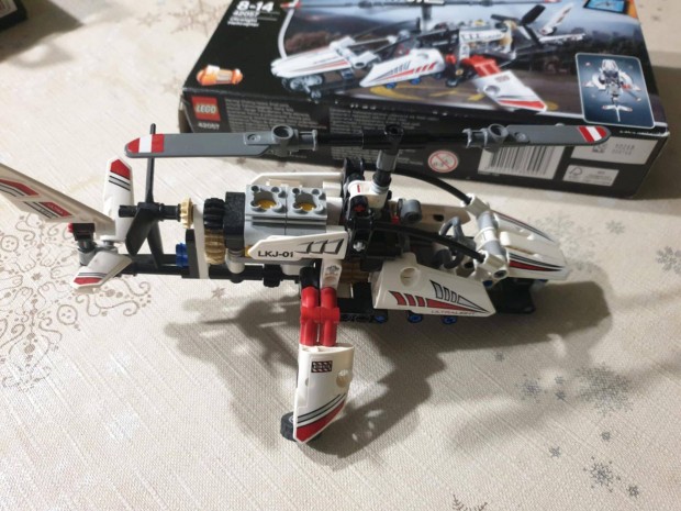 Lego 42057 elad