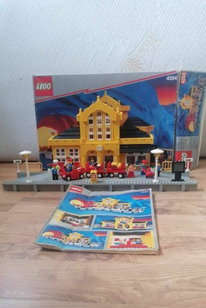 Lego 4554 Metro Station,vast lloms