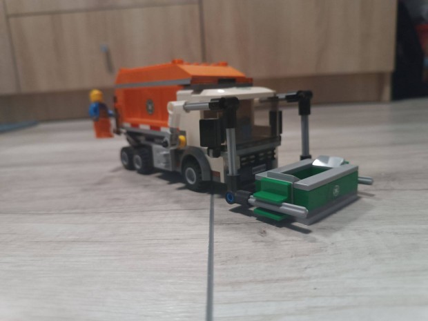 Lego-60118 Szemetes aut