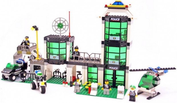 Lego 6332 Lego rendrsg brtnnel, autval, motorral, 7db figurval