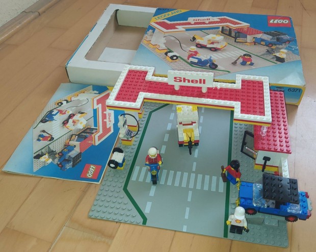 Lego 6371 Service Station Shell Benzinkt 1983 + doboz + lers