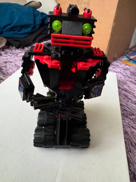 Lego 6889 Recon Robot