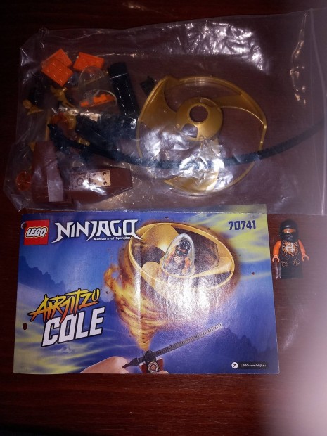 Lego 70741 -  Aurjitzu Cole Flyer - Ninjago