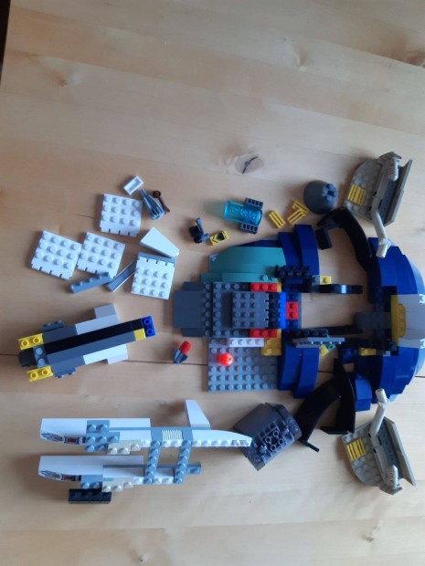 Lego 7153 elemek
