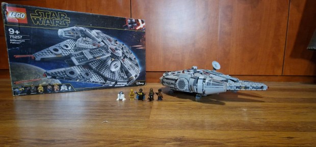 Lego 75257 Millennium Falcon