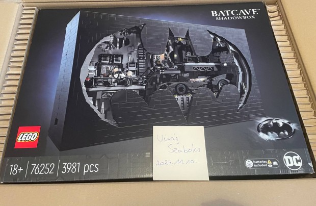 Lego 76252 Batcave - Shadow Box