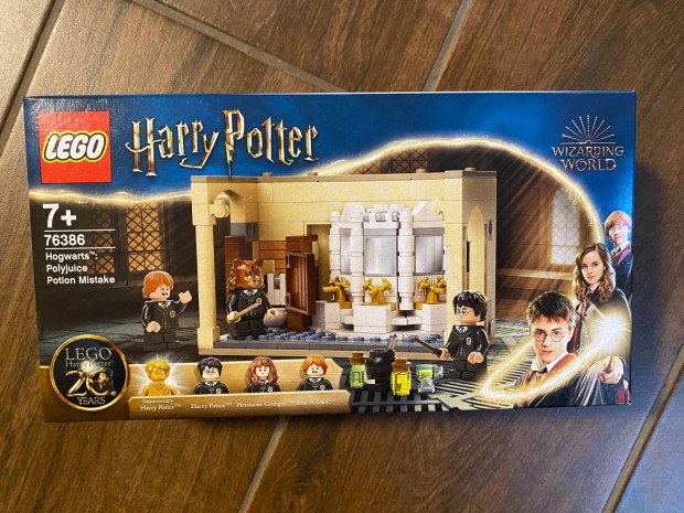 Lego 76386 Harry Potter - Roxfort: Szzfl-fzet kis hibval (j)