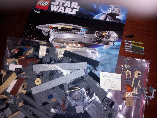 Lego 8095 - Grievous Starfighter - Star Wars