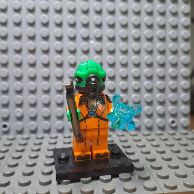 Lego Alien minifigura