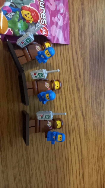 Lego Barna spaceman 5db