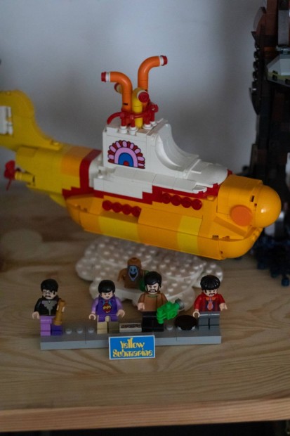 Lego Beatles Yellow Submarine 21306
