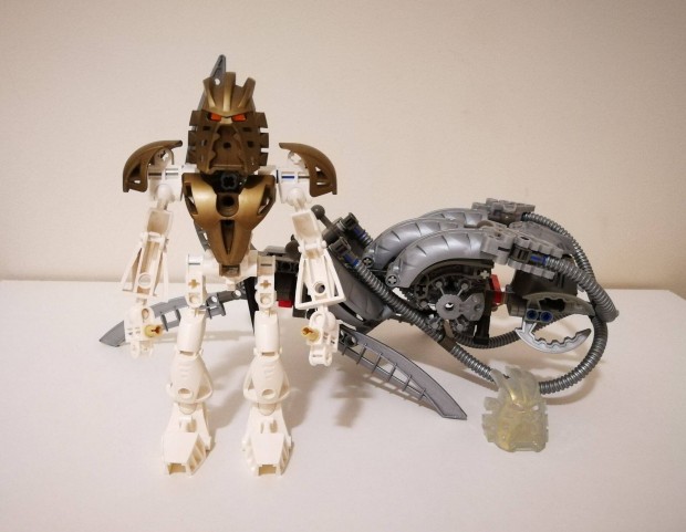 Lego Bionicle 8596 Takanuva repl jrgnyos robot harcos