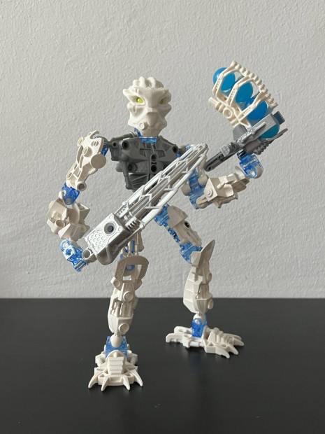 Lego Bionicle 8732 Toa Inika Matoro