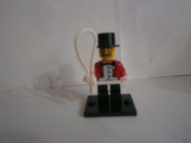 Lego Cirkuszi Porondmester
