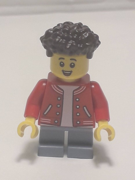 Lego City 60326 Kisfi a parkban minifigura 2022