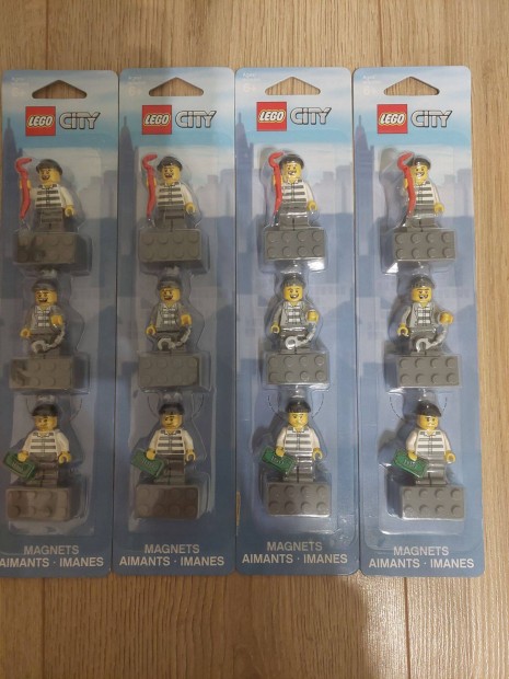 Lego City Minifigures Magnet Set