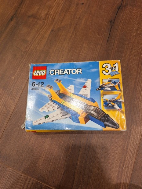 Lego Creator 31042- Szuper repl