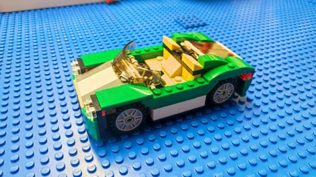 Lego Creator - Zld cirkl aut versenyaut 31056