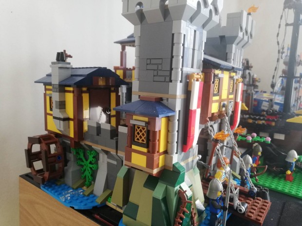 Lego Creator castle 31120 
