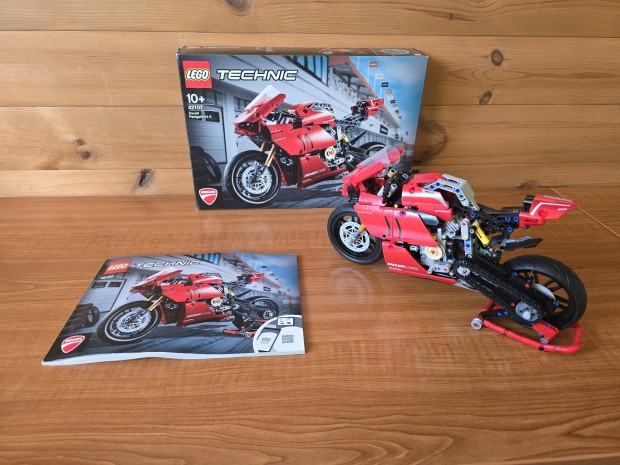 Lego Ducati Panigale V4 R 42107