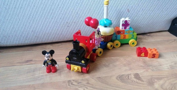 Lego Duplo 10597 Mickey s Minnie szletsnapi pardja