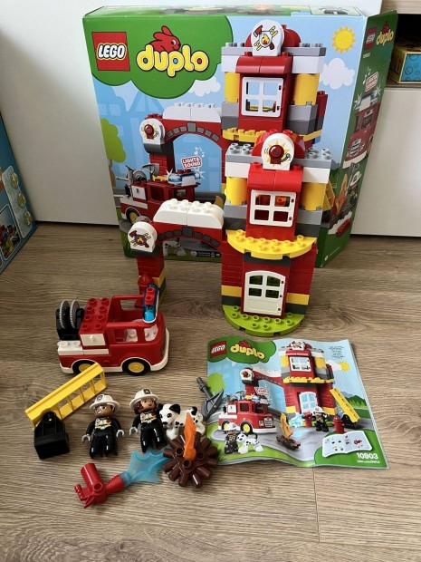 Lego Duplo 10903 tűzoltó állomás dobozával leírással