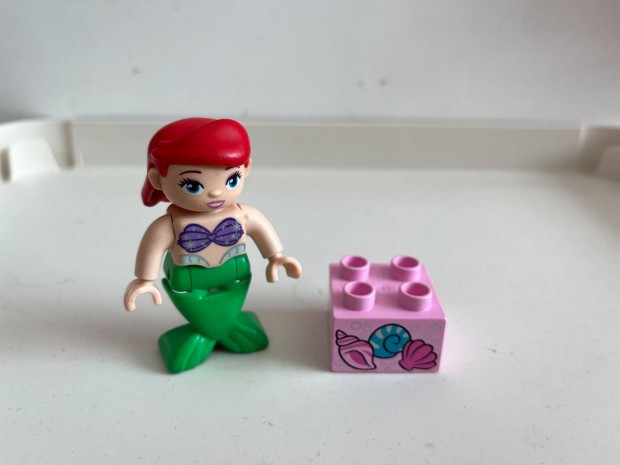 Lego Duplo Arielle + kagyl mints kocka