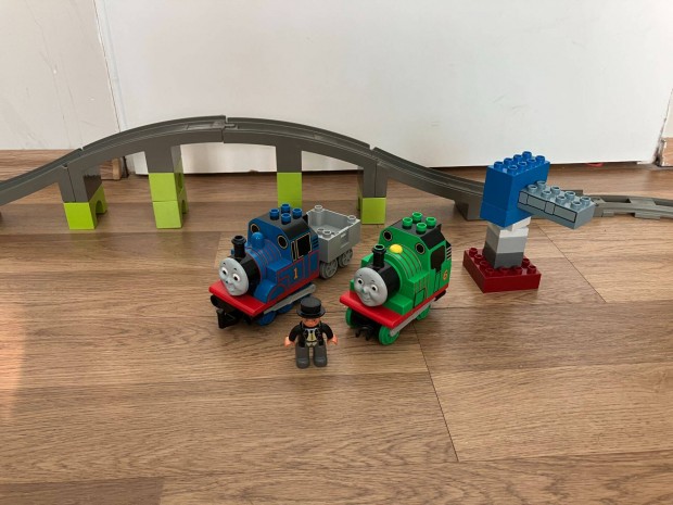Lego Duplo Thomas + Percy + Kvr Ellenr + hatalmas snplya