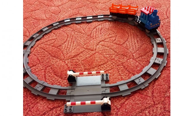 Lego Duplo: tologats vonat + snplya sorompval
