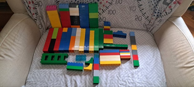 Lego Duplo csomag vegyesen. 