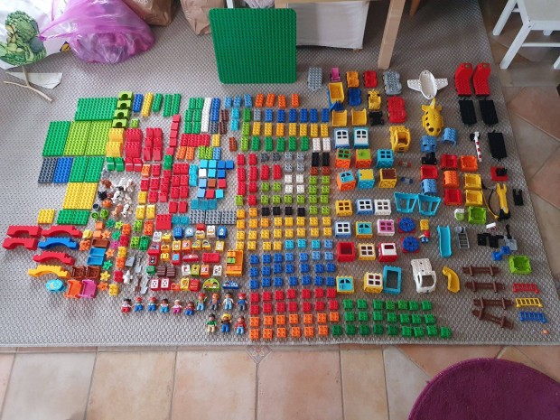 Lego Duplo csomag vonattal, snekkel