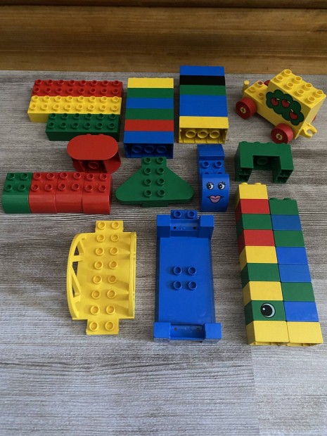 Lego Duplo elemek 