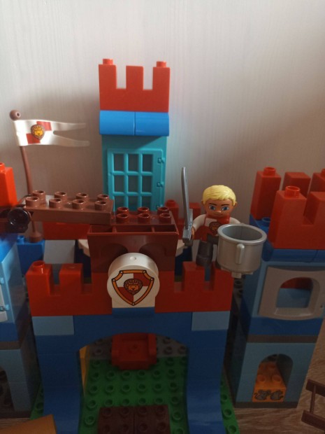 Lego Duplo lovagi vr, kastly