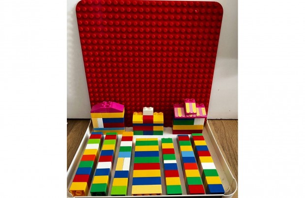 Lego Duplo nagy piros alaplap + 100 db kompatibilis kocka