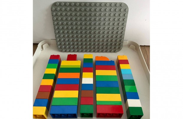 Lego Duplo szrke alaplap + kockacsomag