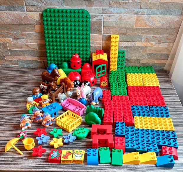 Lego Duplo tbb kszlet egyben.