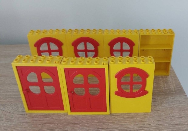 Lego Fabuland ablakok ajtk 7 db