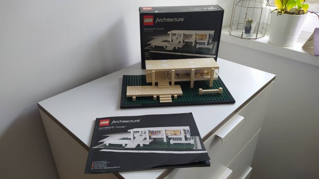 Lego Farnsworth House