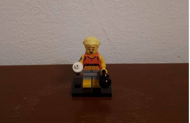 Lego Fitneszedz, Fitness Instructor Minifigura, CMF Sorozat 25