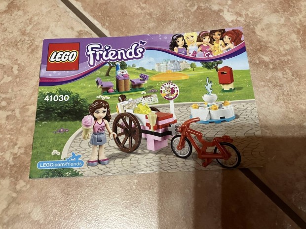 Lego Friends 41030 Olivia fagylaltos bringja