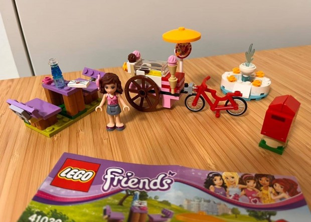 Lego Friends 41030 Olivia fagylaltos bringja