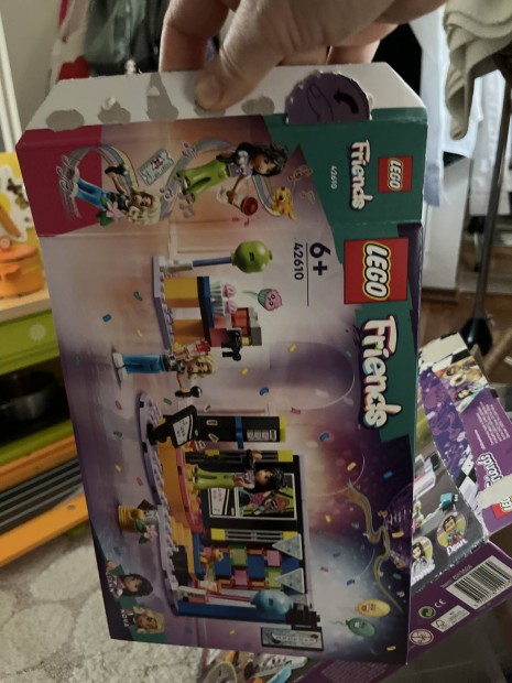 Lego Friends flig bontott j 42610