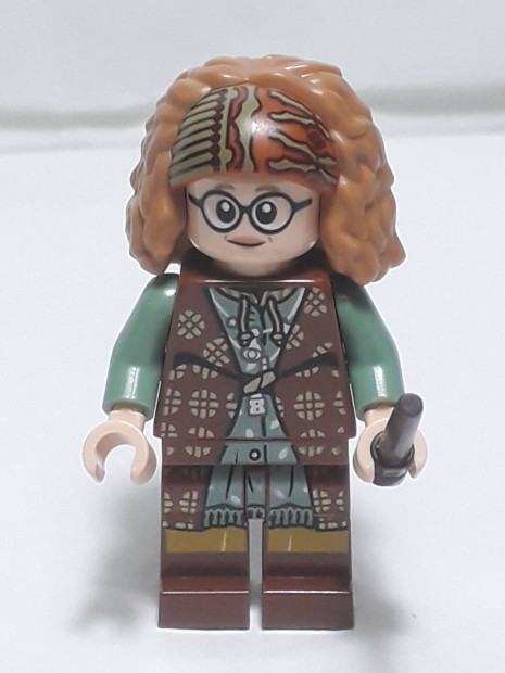 Lego Harry Potter 76396 Professor Sybill Trelawney minifigura 2022
