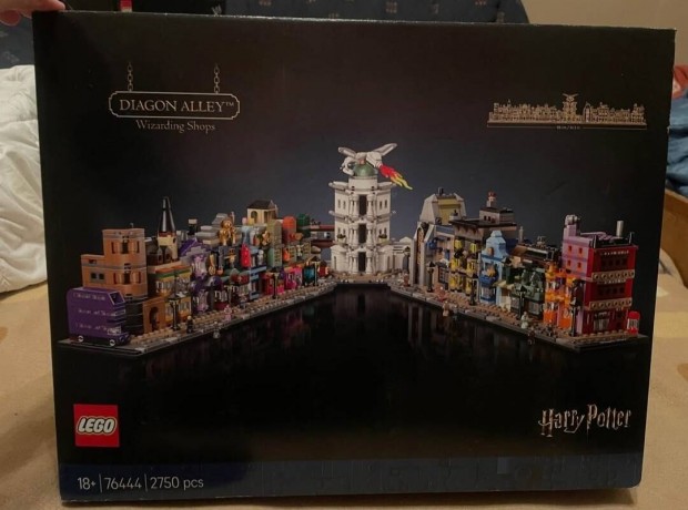 Lego Harry Potter Az Abszl t Varzslatos zletei