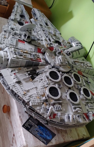 Lego Millenium Falcon 