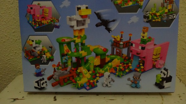 Lego Minecraft kompatibilis 882 darabos malac tyk panda zombi